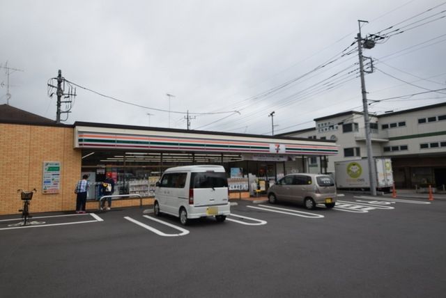 コンビニ　セブンイレブンさいたま日進3丁目店（コンビニ）まで439m