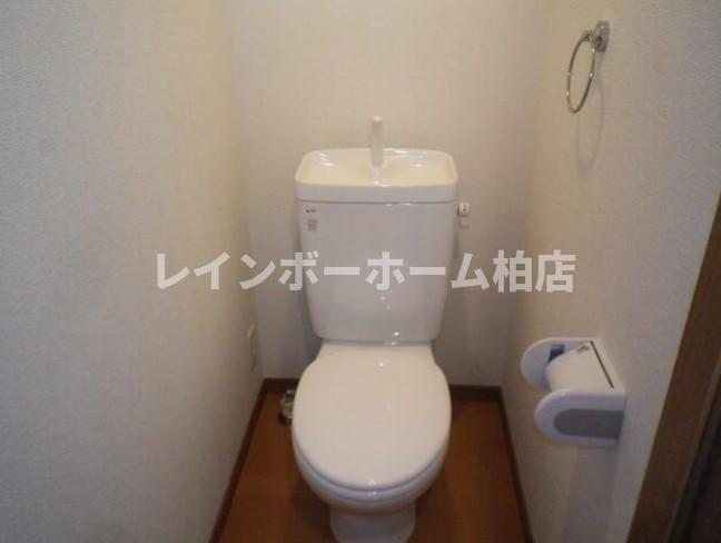 トイレ　ゆったりとした空間のトイレです