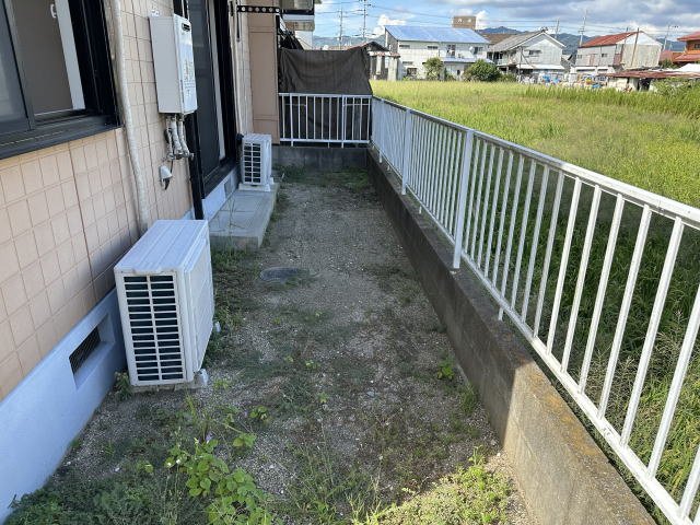 バルコニー　専用庭