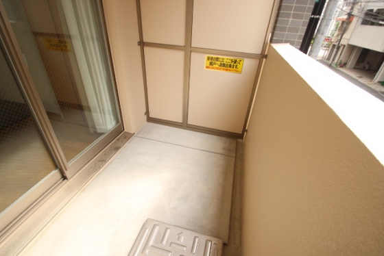 バルコニー　※他のお部屋の写真です。