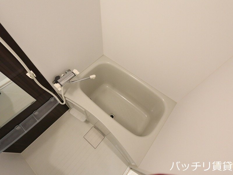バス・シャワールーム　同間取の為、現状を優先いたします。