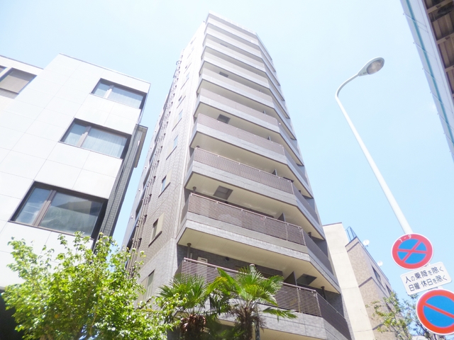 建物外観　１２階建てのマンションです☆