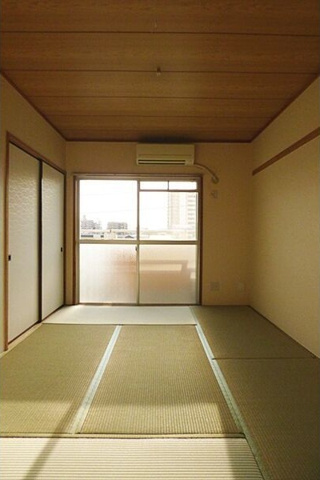 眺望　※写真は同じマンションの違う部屋のものになります。