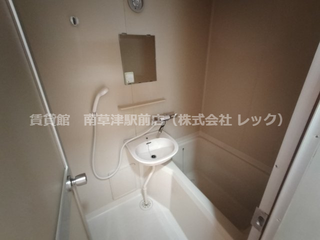 バス・シャワールーム　同建物内の別室写真となります。