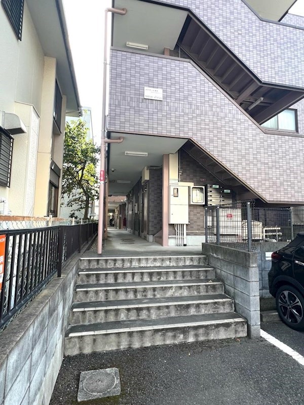 エントランス　建物エントランス