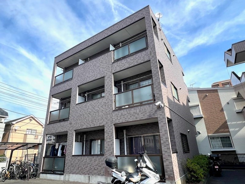 建物外観　獨協大学前駅徒歩１１分（８８０ｍ）
