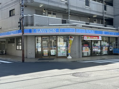 コンビニ　ローソン 常盤台四丁目店（コンビニ）まで32m