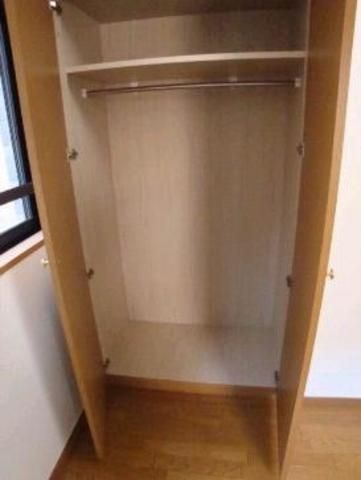 収納　クローゼット