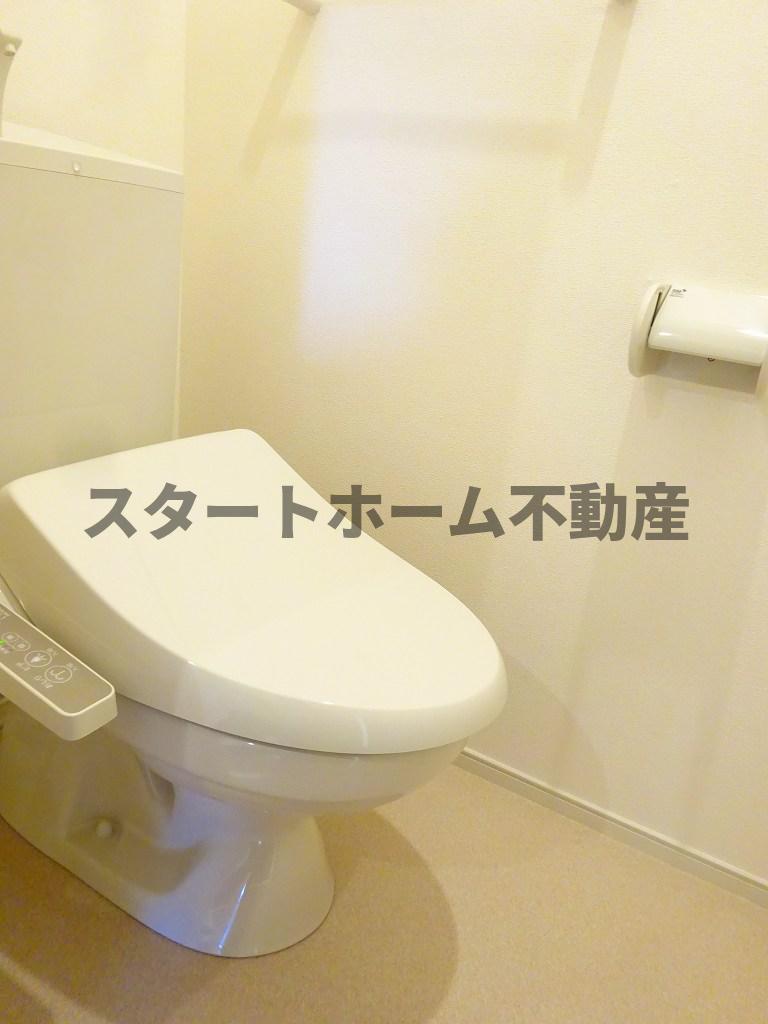 トイレ　トイレもきれいです