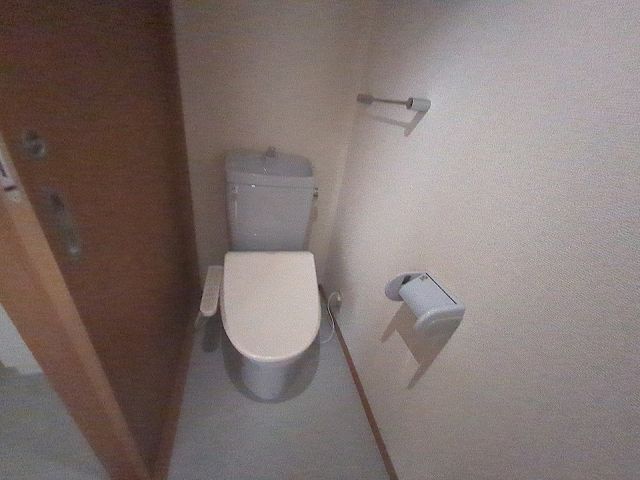 フラットエイトのトイレ写真