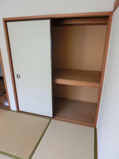 収納　押入れ収納