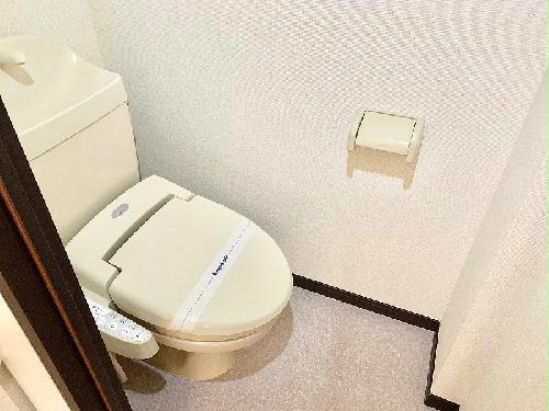 トイレ　ヲシュレット付き！
