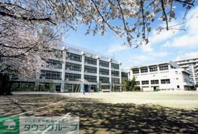 小学校　世田谷区立希望丘小学校（小学校）まで1140m