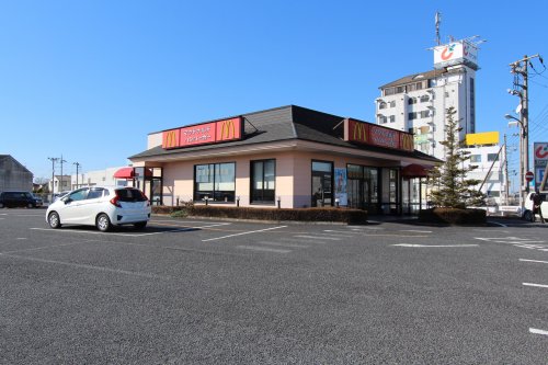 飲食店　マクドナルド 50号足利店（飲食店）まで2005m