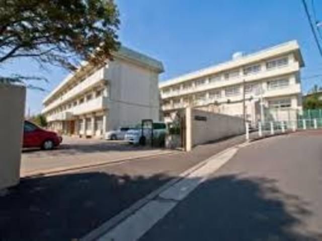 中学校　船橋市立高根中学校（中学校）まで1857m