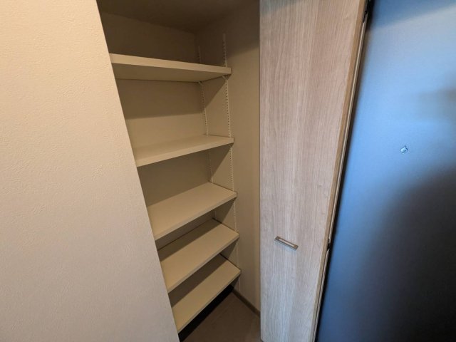 THE SENSE RESIDENCE 甲南山手の内装写真