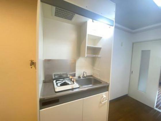 キッチン　※別部屋の写真です