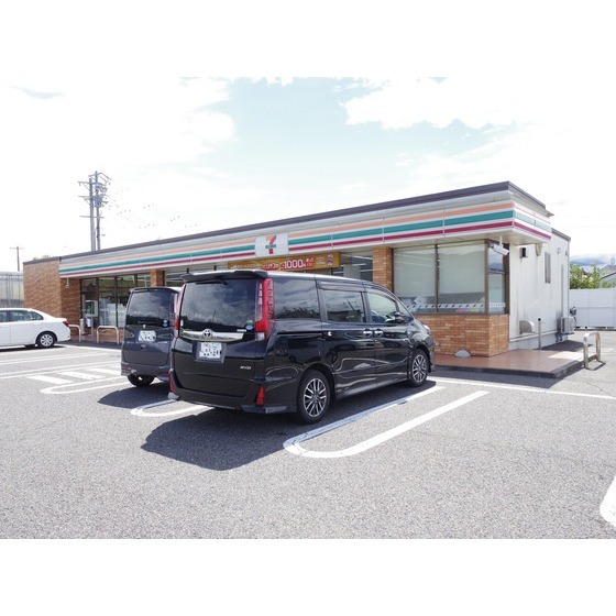 コンビニ　セブンイレブン松本二子橋店（コンビニ）まで516m