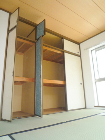その他設備　★和室の収納にはたくさん荷物が入りますよ★