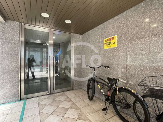 シングルウエストの外観写真
