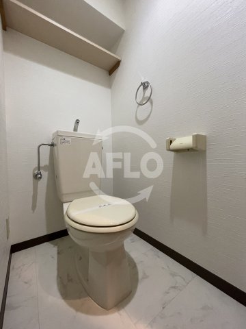 シングルウエストのトイレ写真