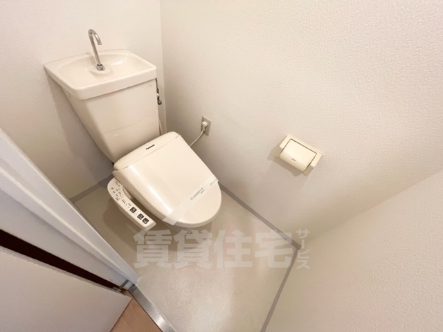 サンフラッツ南桜塚のトイレ写真