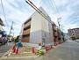 建物外観　建築中