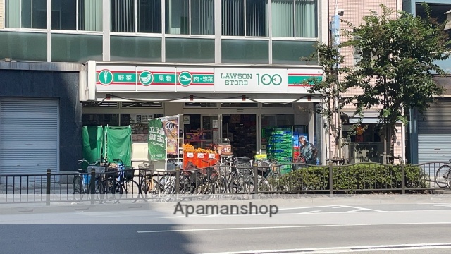 コンビニ　ローソンストア１００（コンビニ）まで254m