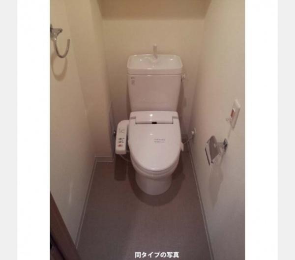 ＪＲ総武線快速 馬喰町駅 徒歩2分 12階建 築21年のトイレ写真