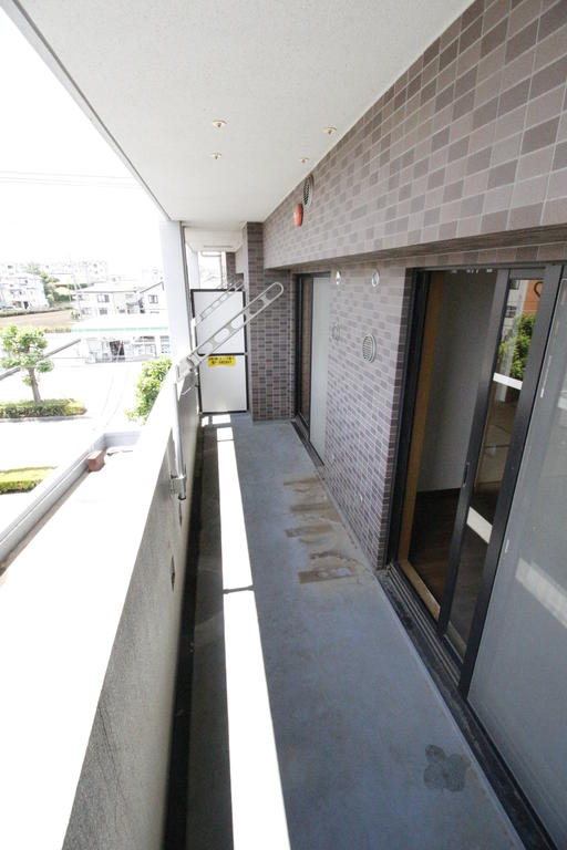 バルコニー　別の部屋の写真です
