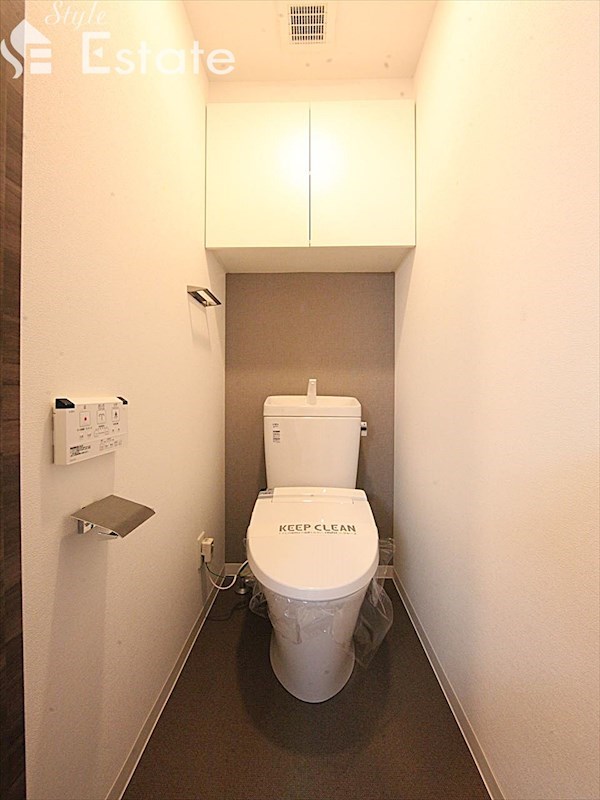 名鉄名古屋本線 山王駅 徒歩8分 14階建 築9年のトイレ写真