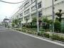 中学校　江東区立深川第七中学校（中学校）まで290m
