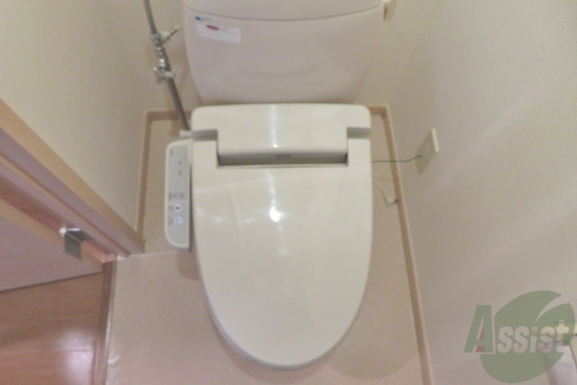 トイレ　ウォシュレット付きのトイレは便利ですね。