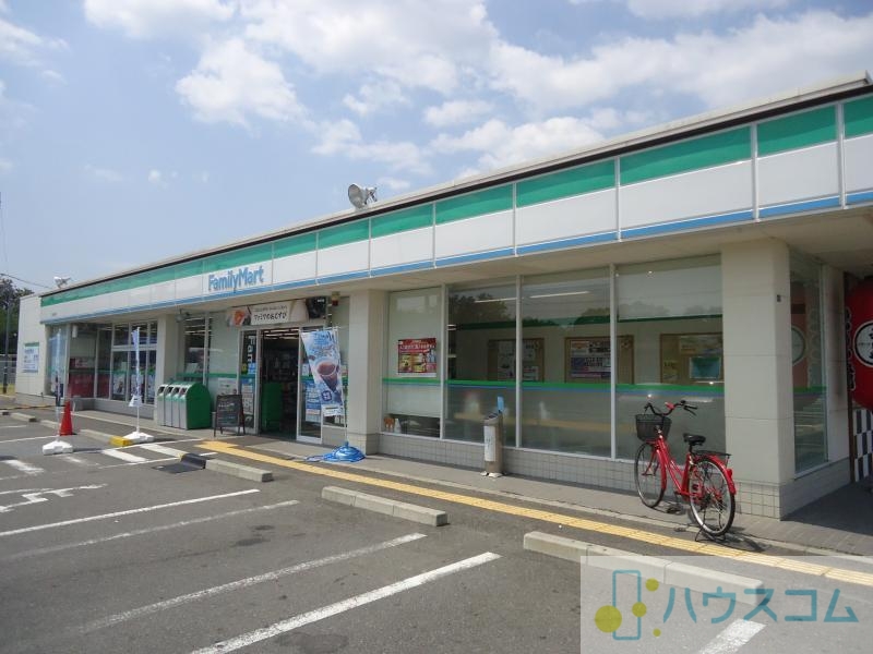 コンビニ　ファミリーマート 茨木鮎川五丁目店（コンビニ）まで283m
