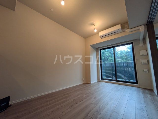 テラス荻窪の居間写真