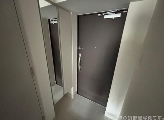 トゥールタ春日町の玄関写真