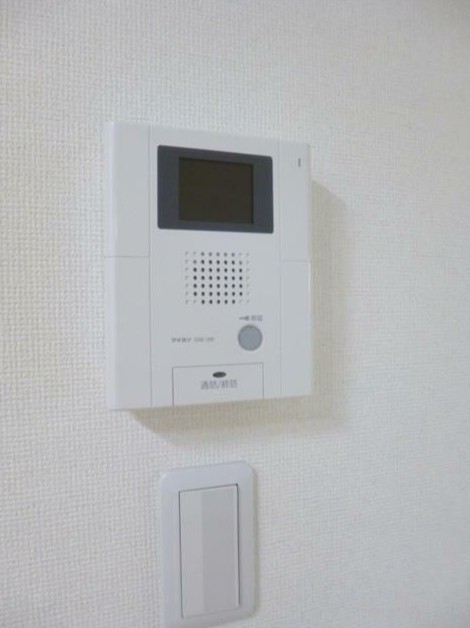 セキュリティ　モニター付きインターホン