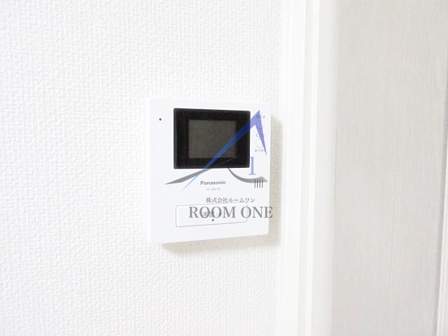 セキュリティ　モニター付きインターホンです。