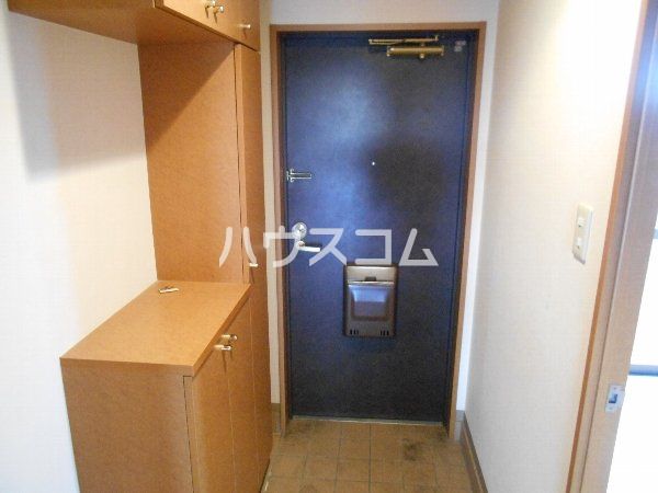 グレースコート豊山の玄関写真