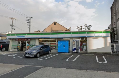 コンビニ　ファミリーマート MYS万代東二丁目店（コンビニ）まで104m