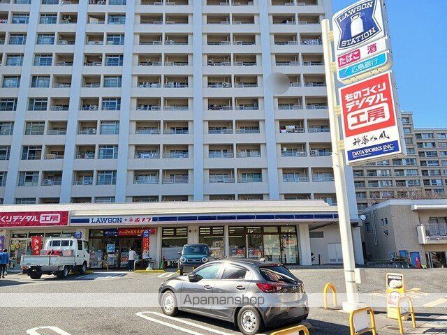 コンビニ　ローソン白島北町店（コンビニ）まで238m
