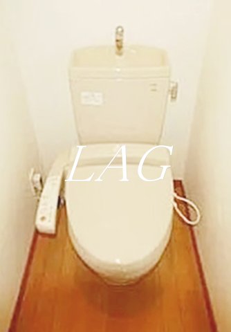 都営浅草線 西馬込駅 徒歩11分 6階建 築20年のトイレ写真