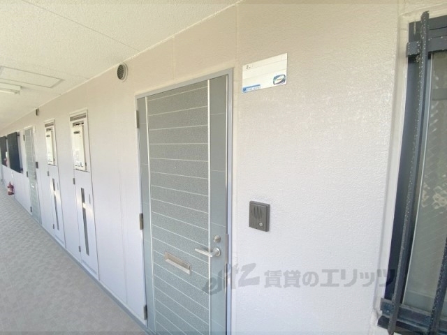 玄関　インターホン