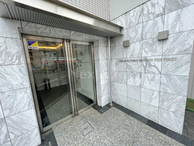 レイリス フタコ-シンチ ザ ファースト.の外観写真