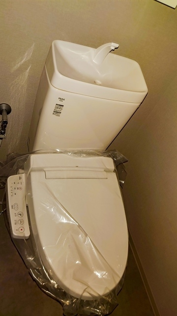 トイレ　※写真は同タイプ住戸です。