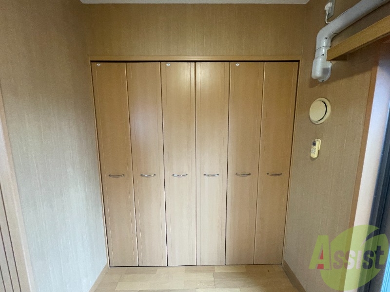収納　クローゼットがありました。お洋服や荷物はここへ
