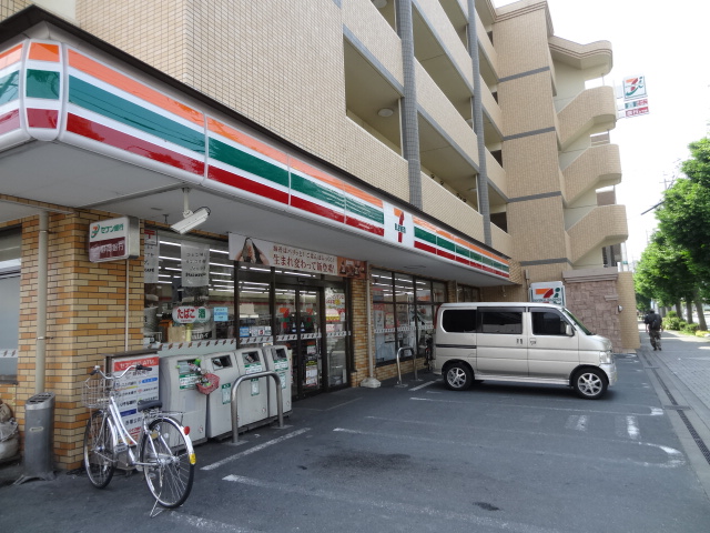 コンビニ　セブンイレブン浜松海老塚1丁目店（コンビニ）まで260m