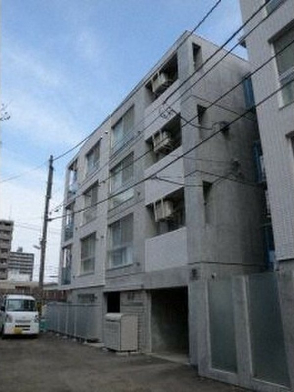 地下鉄東豊線 北１３条東駅 徒歩1分 築13年