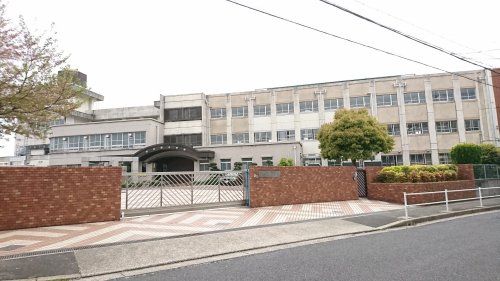 小学校　名古屋市立牧の原小学校（小学校）まで416m