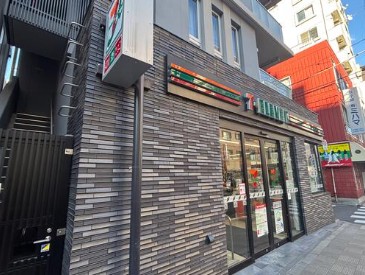 コンビニ　セブンイレブン荒川東日暮里6丁目店（コンビニ）まで157m